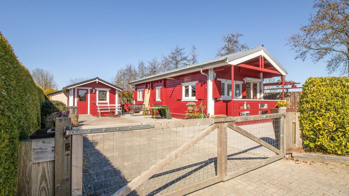 Menaldum House | 1 bedroom stunning home in Menaam