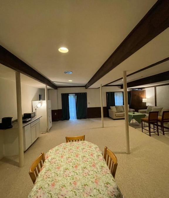 Brooklandville House | 1 bedroom suite