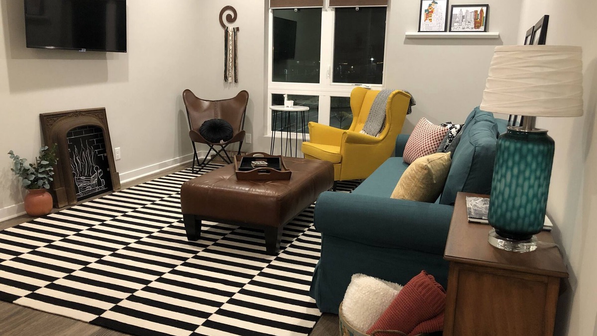 The Nations Condo | 1 Bedroom Urban Industrial Vibe Condo - Great Location!