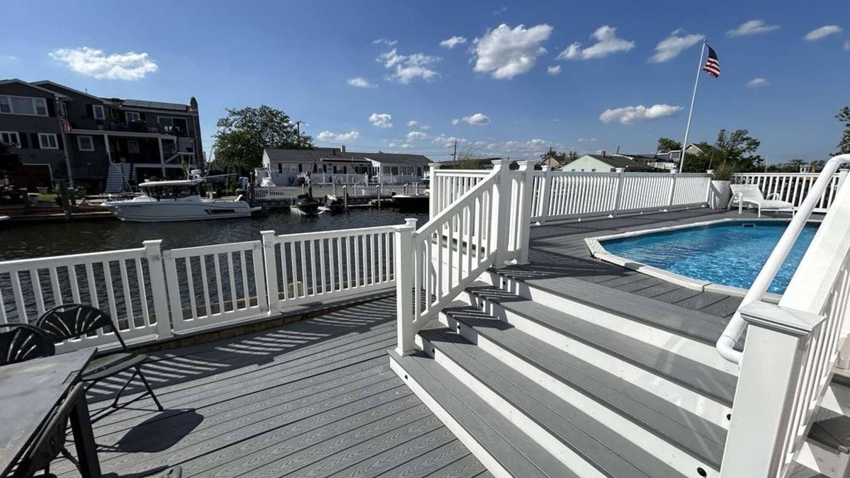 Osbornsville House | 1 Bedroom Waterfront Home in Brick
