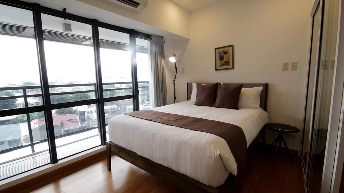 Downtown Apartment | 1-BR Deluxe @ Milano 402A