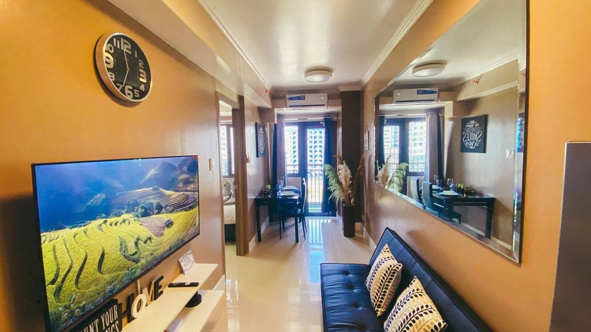 Barangay 76 Condo | 1 BR Fully Furnished Condo Across MOA with Pool and Parking - S Res. Unit 0916