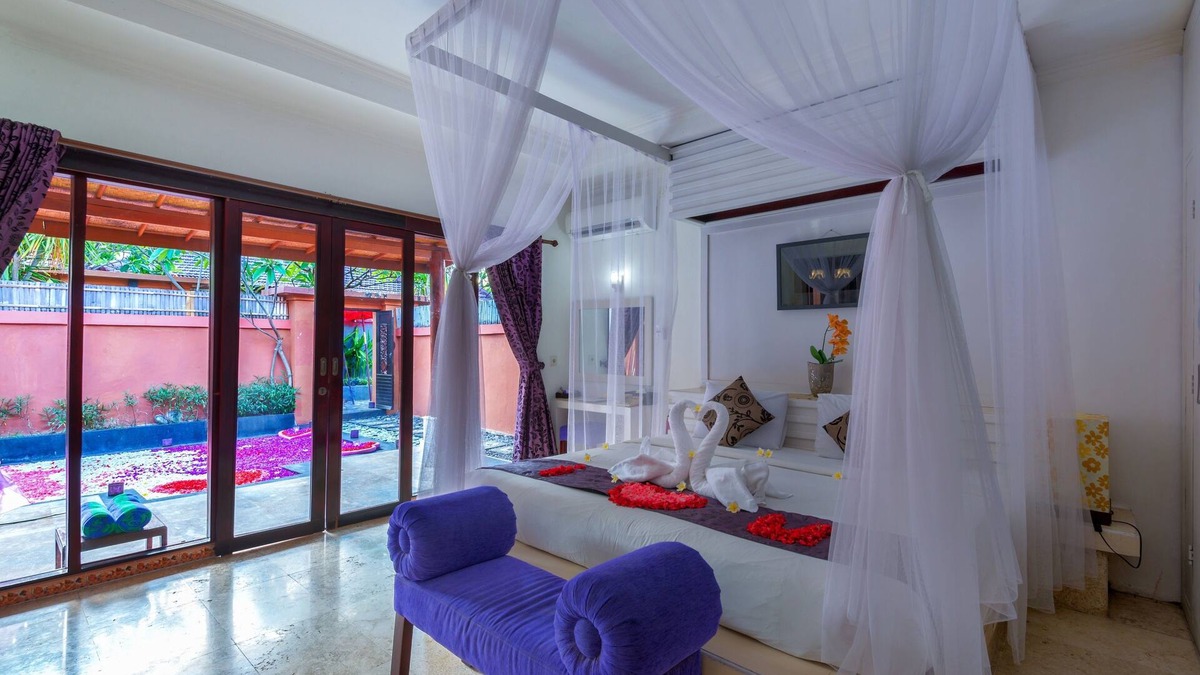 By Pass Ngurah Rai Kuta Villa | 1 BR private pool Villa in kuta near the beach