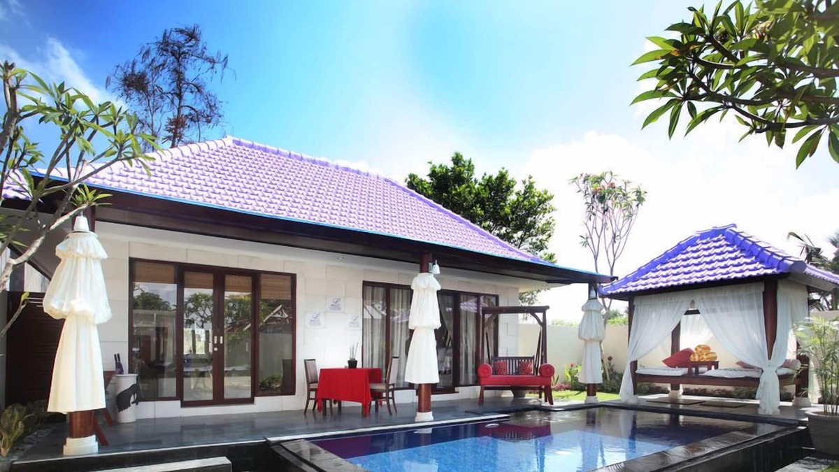By Pass Ngurah Rai Kuta Villa | 1 BR Private Villa Near Airport and Shop
