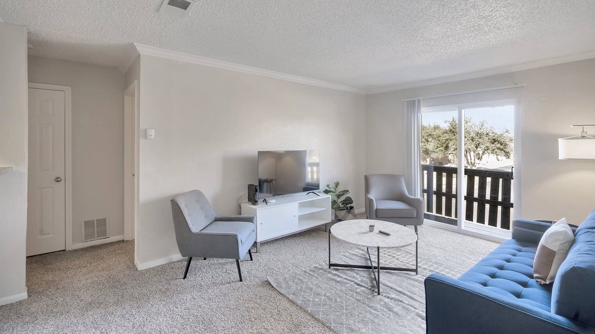 Midland Condo | 1 BR with Private Balcony next to Midland College