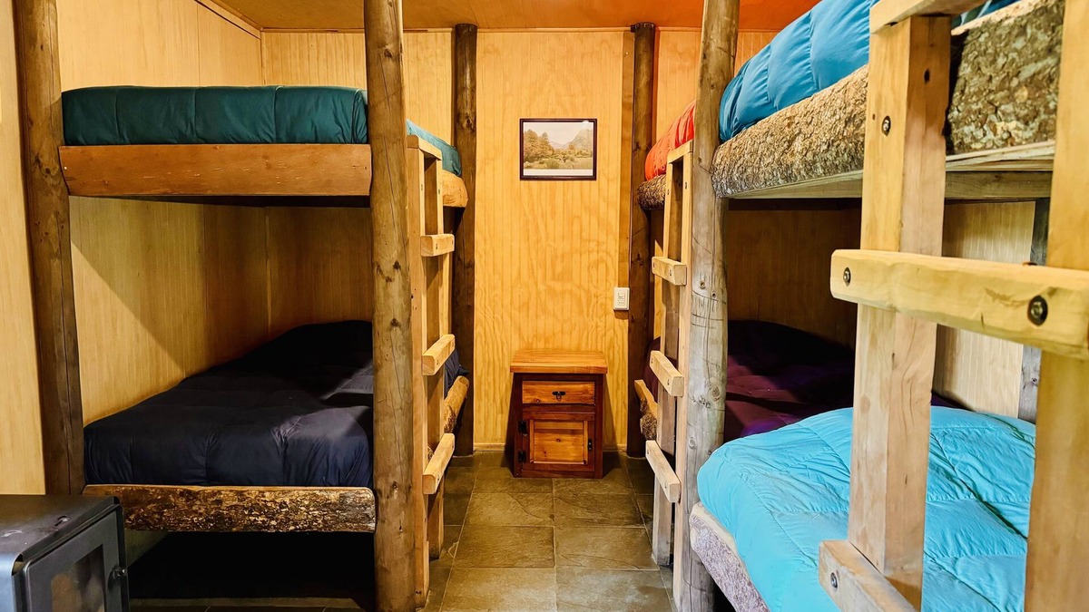 Colbun Cabin | 1-cabaña con Gran Vista en las Montañas con hot tub Para 20 Personas