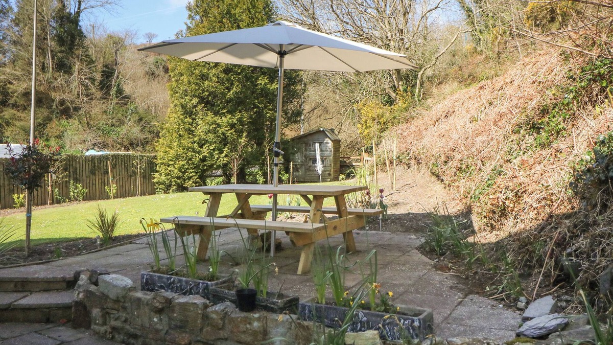 Rosscarbery Cottage | 1 Closheen Lane