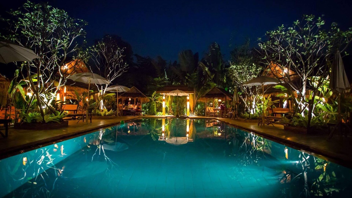 Chiang Mai House | #1 DRAMATIC BUNGALOW WITH 2 SALT WATER POOLS AND WATERFALLS