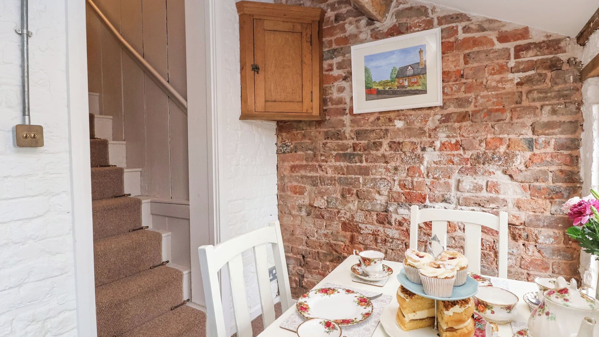 Tarporley Cottage | 1 Fountain Cottages