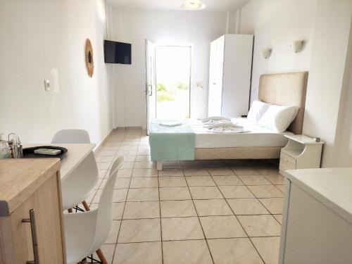 Agia Marina Apartment | #1 Giorgos & Chara apartments