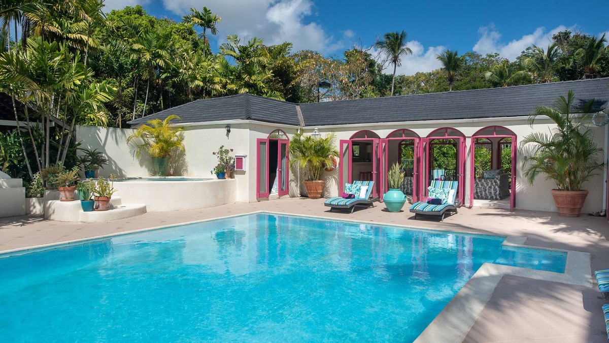 Sandy Lane Villa | #1 in Barbados! Sandy Lane Beach Estate w/50 Foot Pool, Pickleball Court! ★