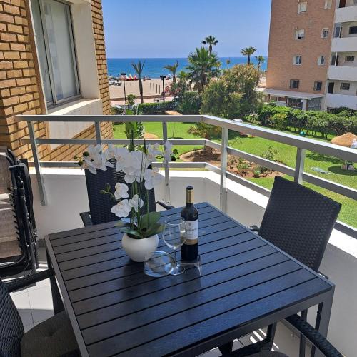 Torreblanca Apartment | 1 Linea de playa , coqueto Apartamento La Brisa Marina