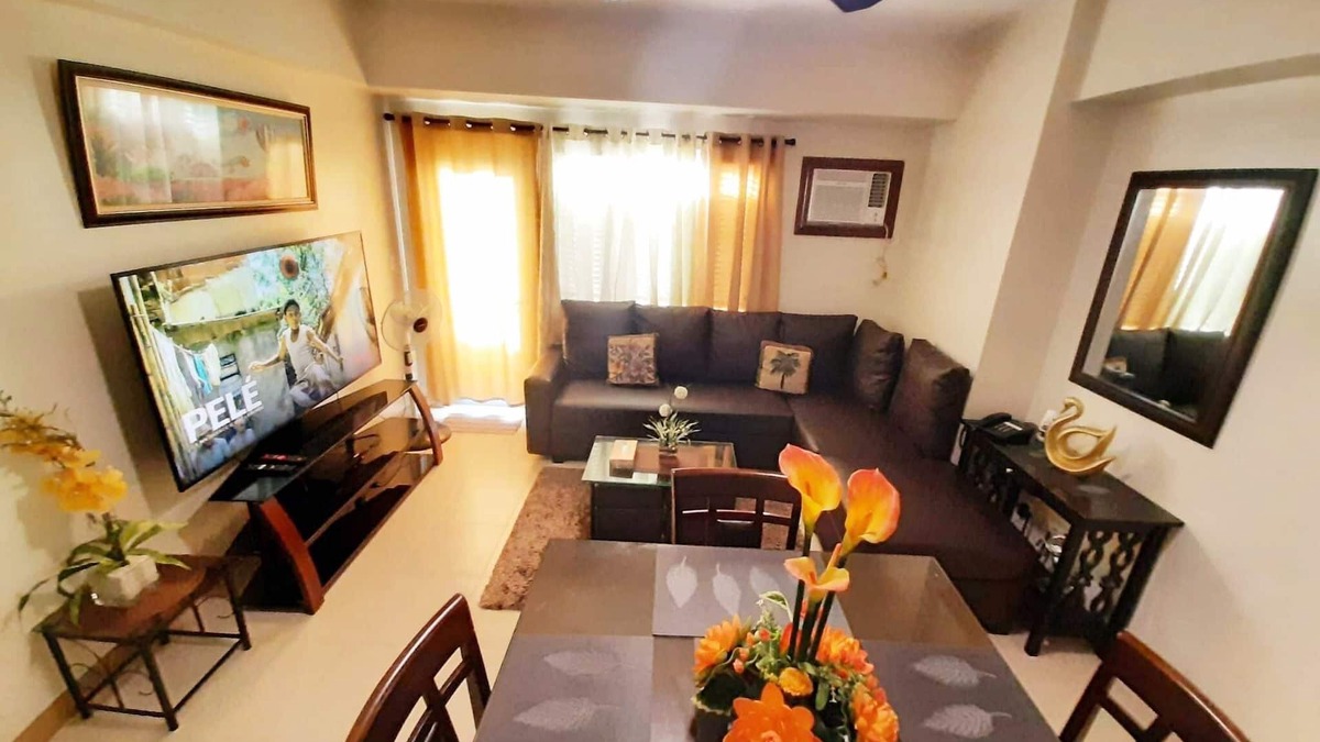 Socorro Condo | 1 master bedroom and 1 small bedroom in condo unit at Manhattan plaza