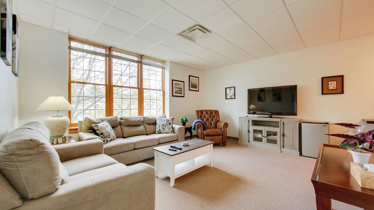 New Kensington Apartment | 1 Mi to Allegheny River: Cozy Apt w/Shared Patio!
