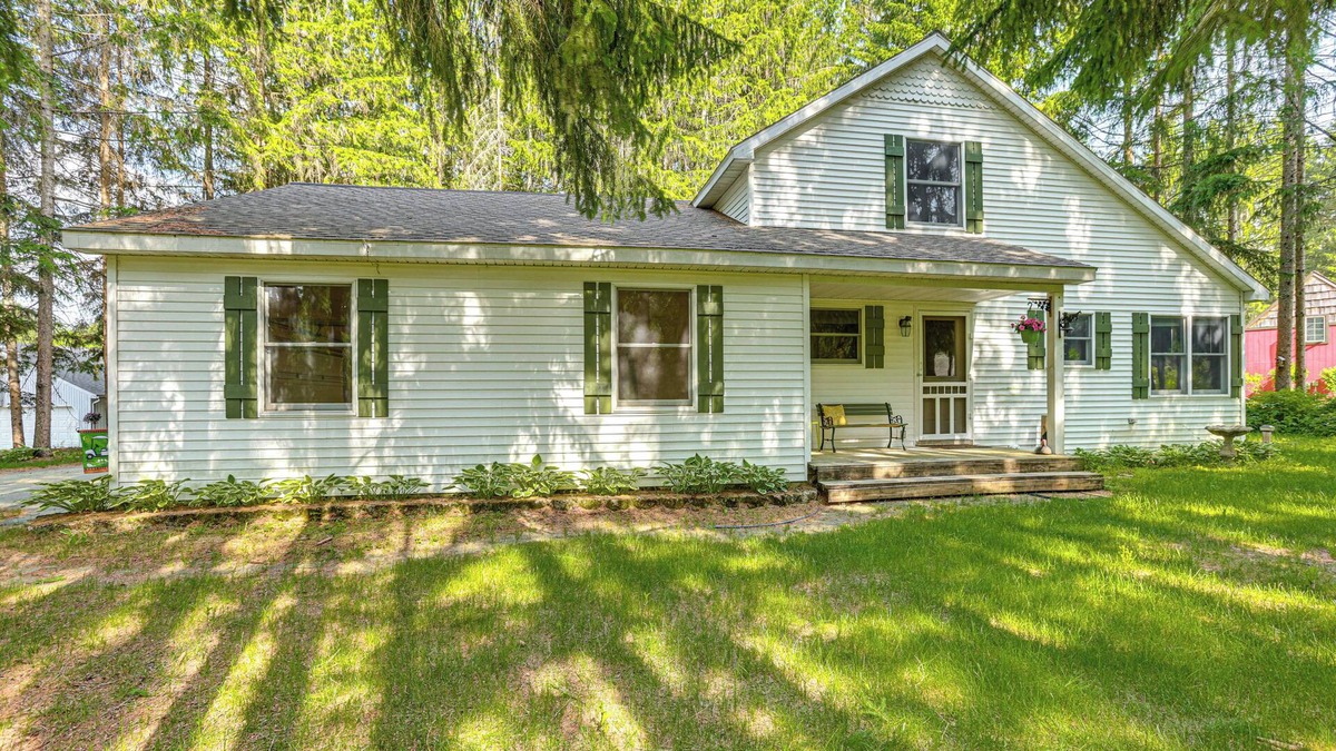 Cadillac House | < 1 Mi to ATV Trails: Cadillac Golf Retreat!