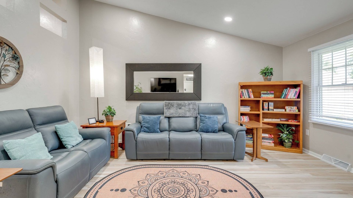 Lake Mills Condo | 1 Mi to Beach: Dog-Friendly Condo in Lake Mills!