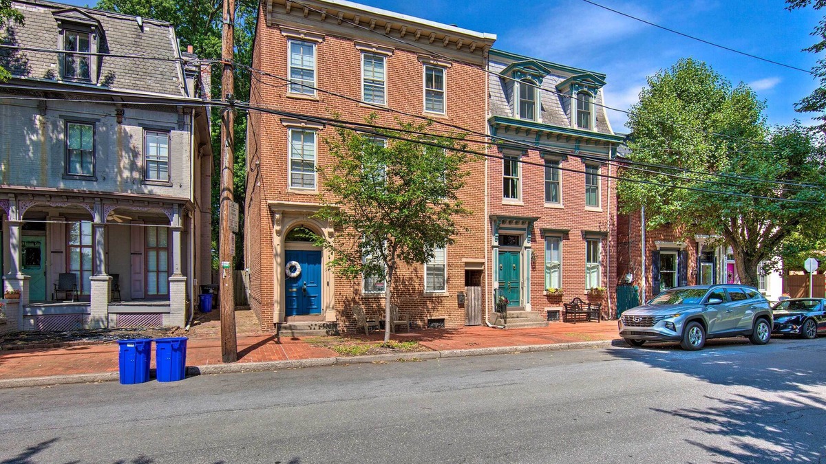 Harrisburg - Hershey House | 1 Mi to Dtwn: Historic Harrisburg Home