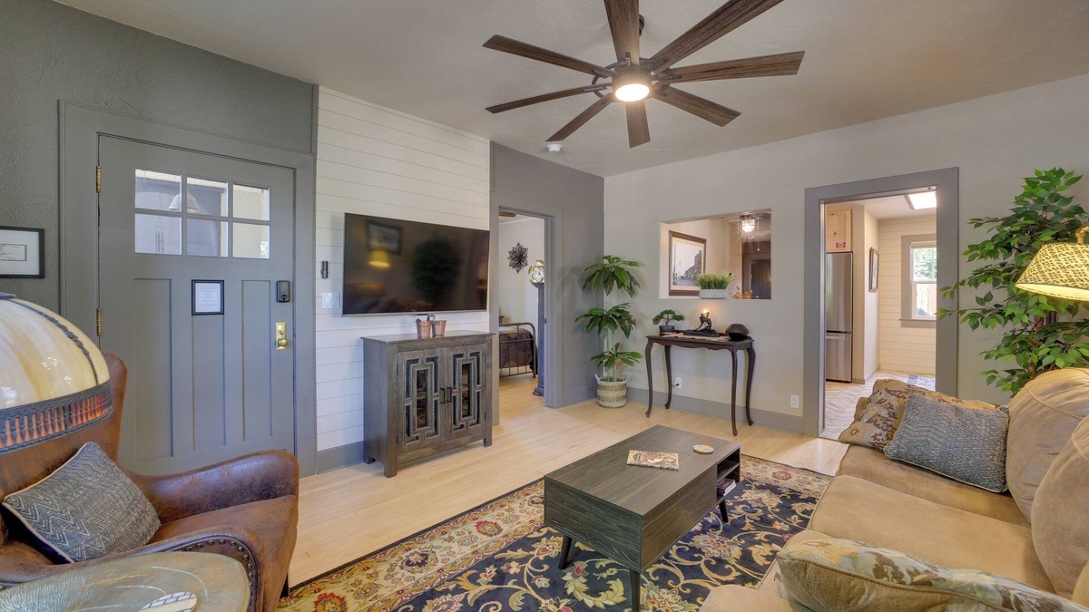Clarkdale House | < 1 Mi to Dtwn: Home w/Deck in Clarkdale!