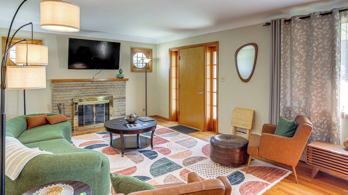 Tiffin House | < 1 Mi to Dtwn Tiffin: Home w/Outdoor Space!