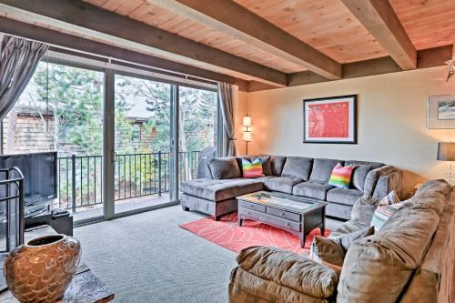 Tahoe Keys Apartment | 1 Mi to Shore Quiet South Lake Tahoe Condo