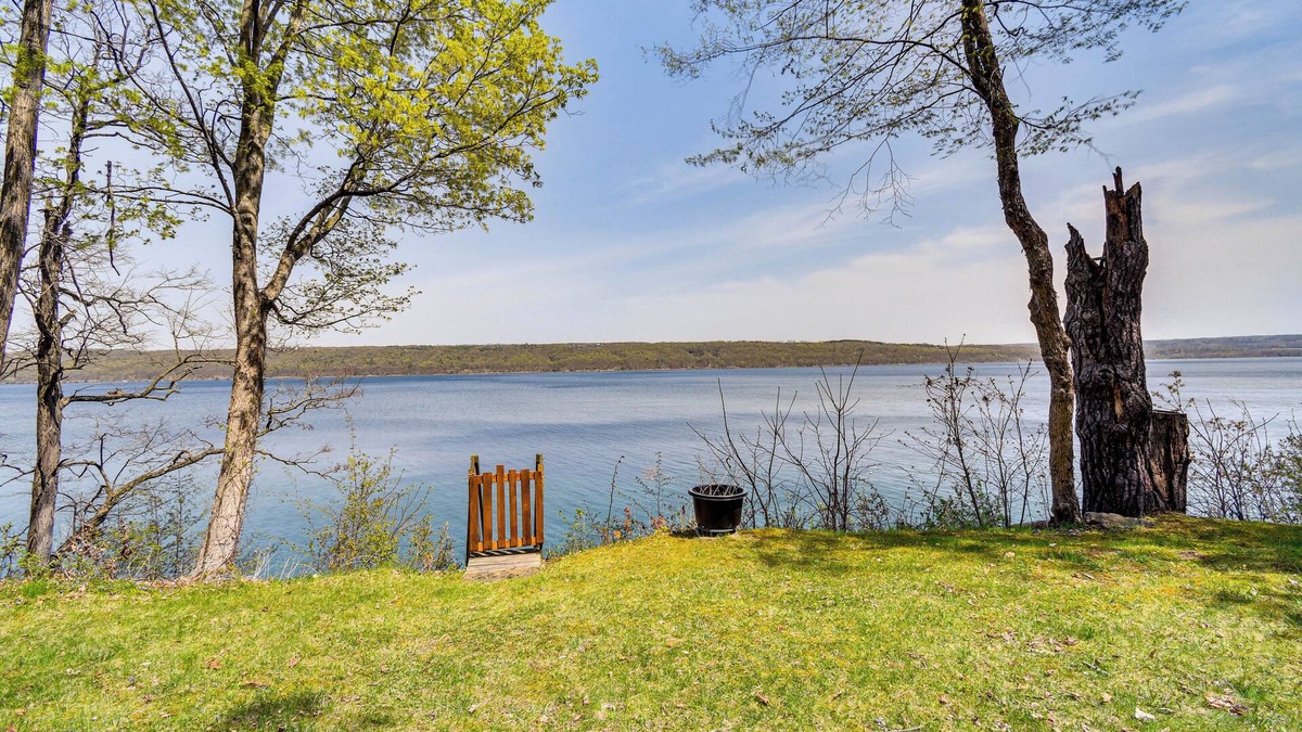 Trumansburg Cottage | < 1 Mi to State Park: Trumansburg Cottage w/Deck!