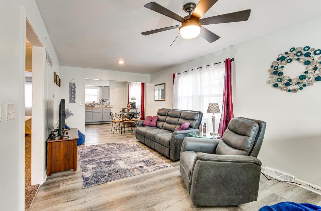 Independence Apartment | 1 Mi to Truman Library Apt with Large Yard!