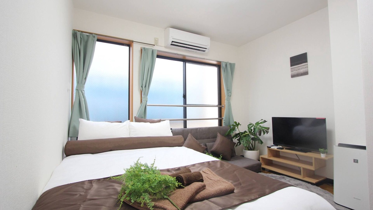 Nakano Apartment | 1 min walk from Nogata station, Nakano-ku, Tokyo/Direct access to Shinjuku/Rent a whole apartment in a shopping street/Free Poket WIFI/Sleeps 4