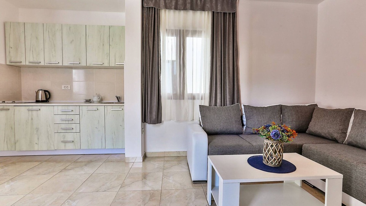Dobra Voda Apartment | 1 minute to the sea