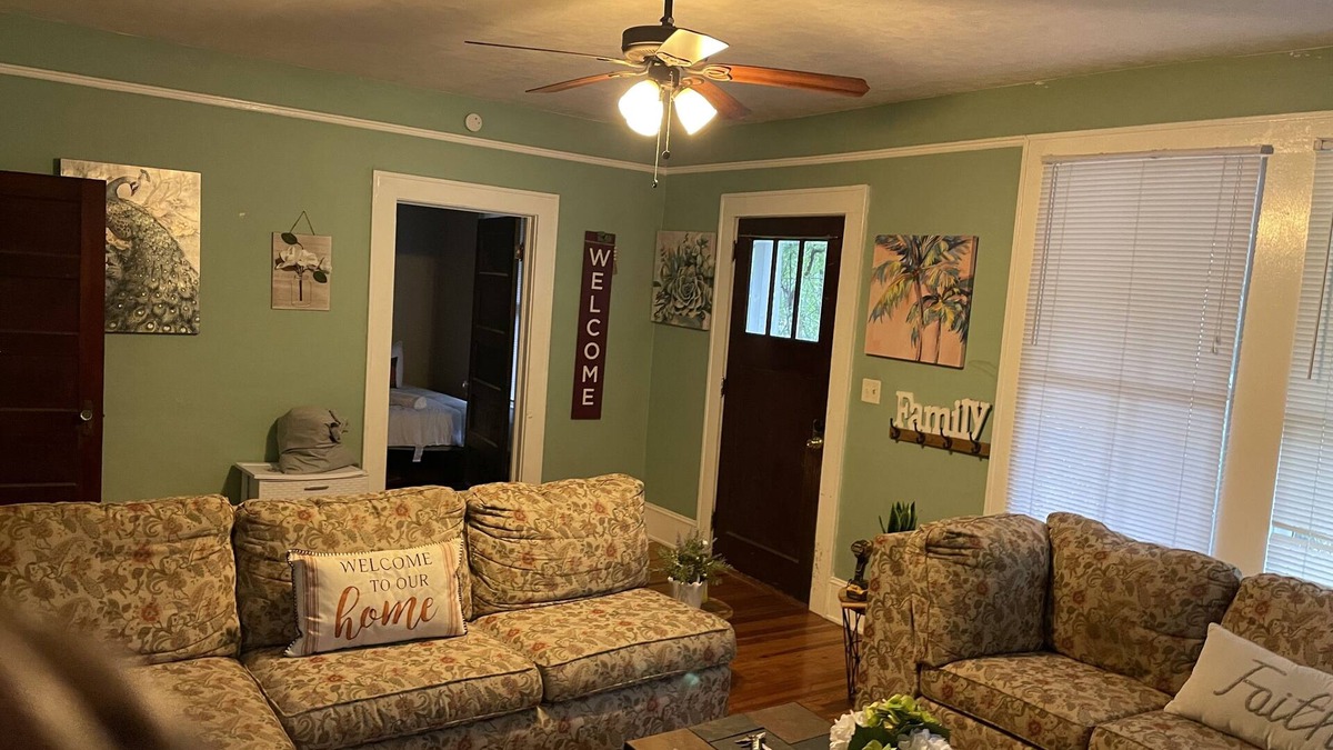 Gainesville House | 1 of 2 Centrally Located 3 Bedroom Front House