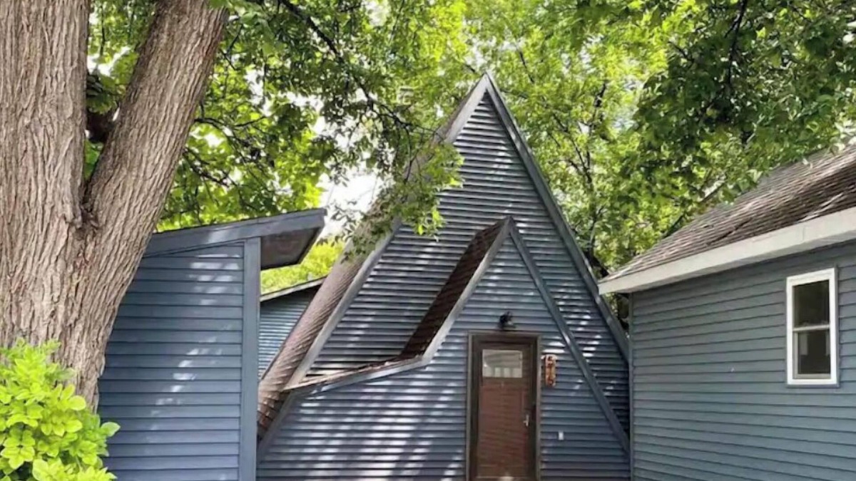 Fargo House | 1 of a Kind Featured Fargo Home-4mindrive2Downtown