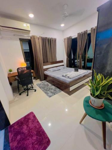 Malad West House | 1 private room with free food at gorgaon