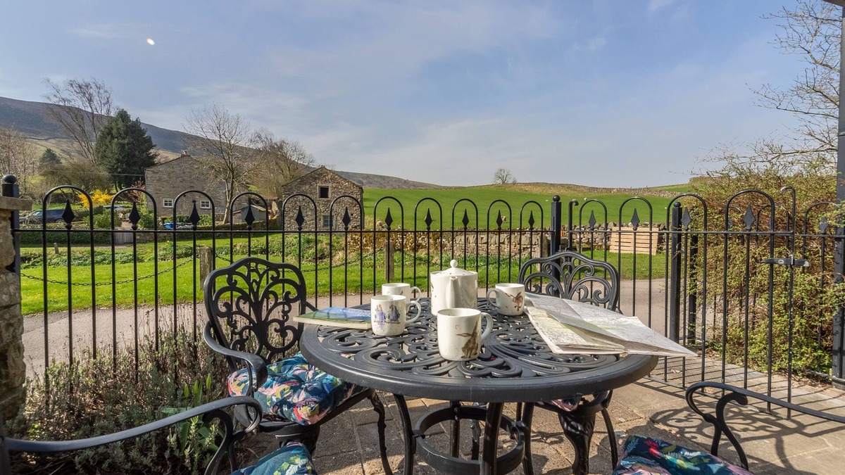 Burnsall Apartment | 1 Riverside Cottage, Burnsall, Yorkshire Dales