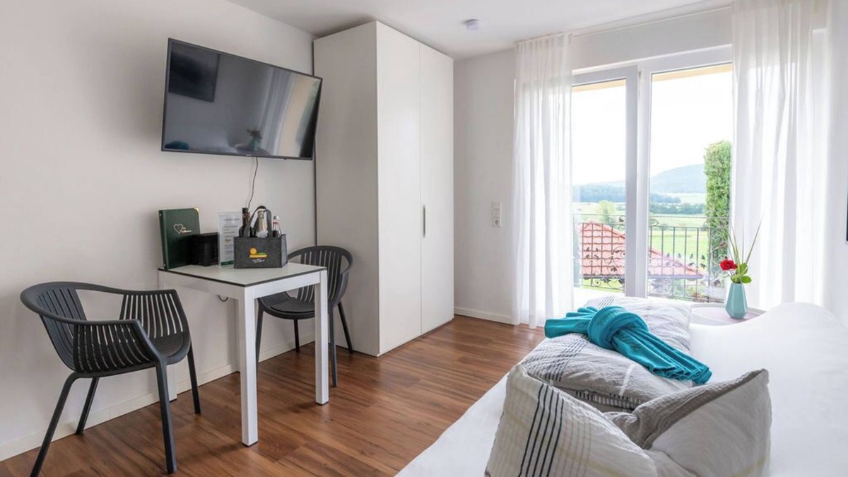 Klettgau Apartment | 1-room apartment, 19 m², balcony, high-quality furnishings