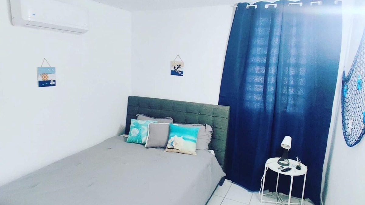 Levittown Apartment | 1 room apartment near the beach