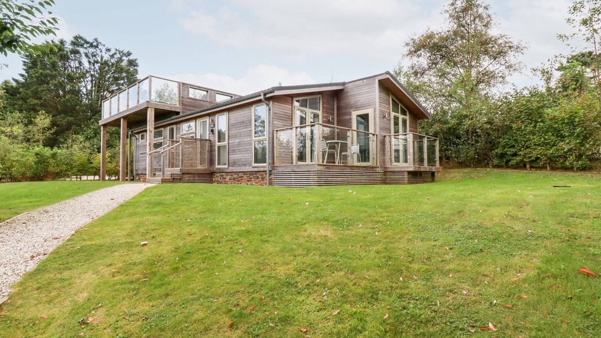 Dobwalls Cottage | 1 SOUTHERN PLACE, pet friendly, character holiday cottage in Dobwalls