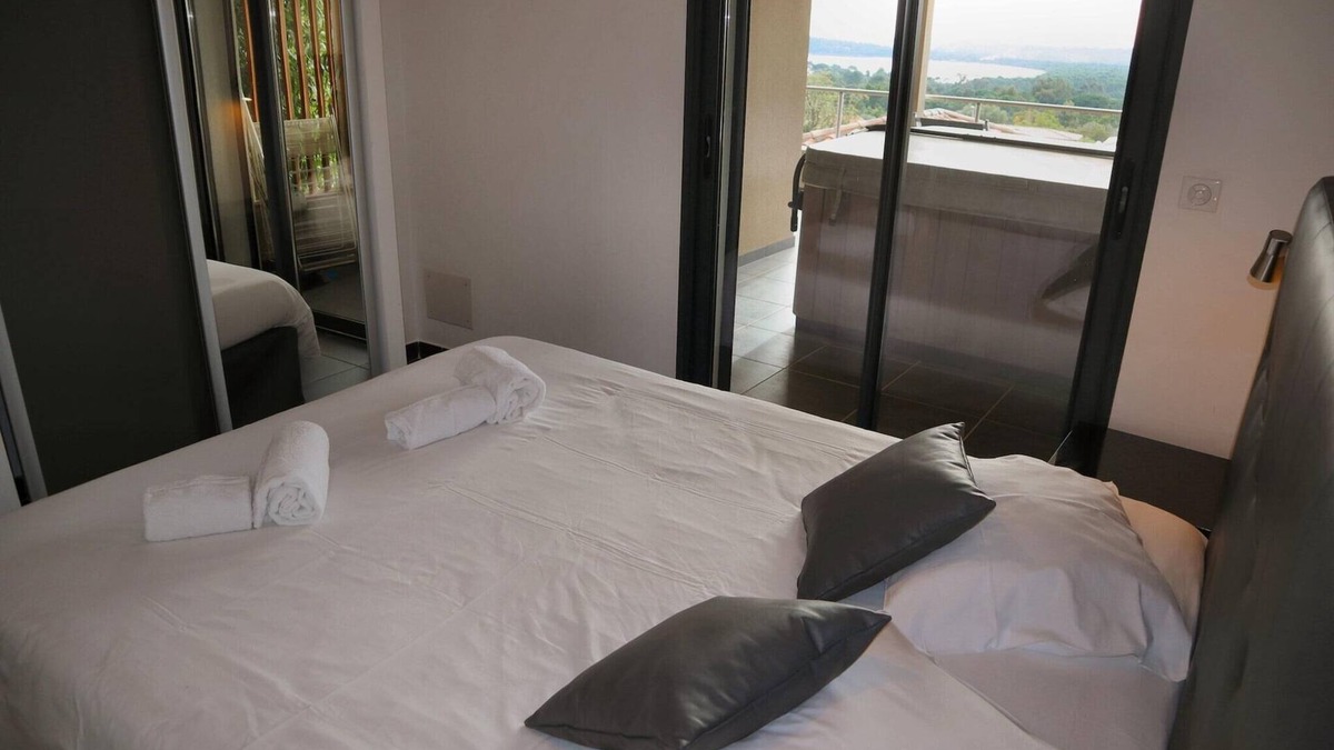 Pinarellu House | 1-T3 sea view, spa, pool, gym, hammam