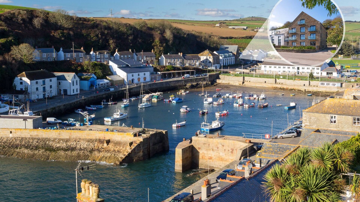 Porthleven Apartment | 1 The Monterey - Two Bedroom Apartment, Sleeps 4