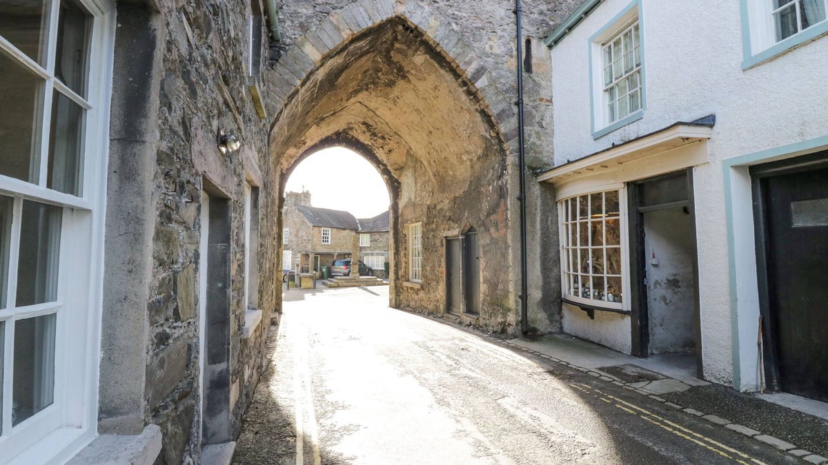 Cartmel Cottage | 1 Tower House