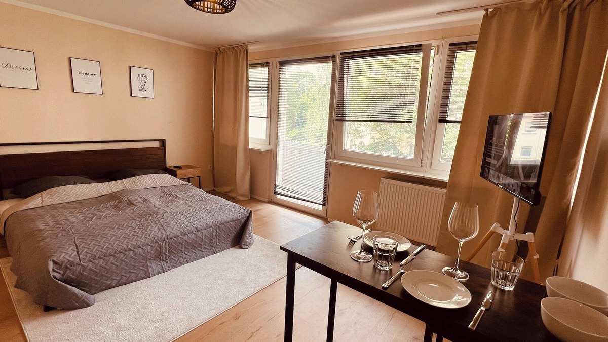 Offenbach am Main Apartment | 1 Zimmer Wohnung Nahe Sanaklinikum Balkon Netflix