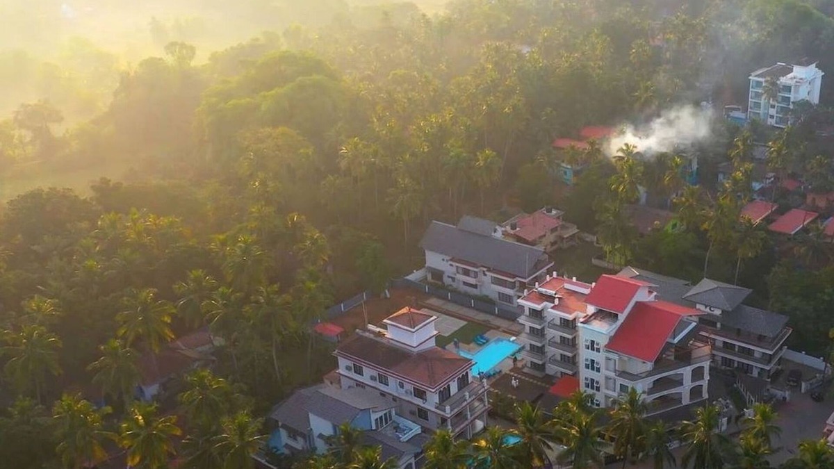 Calangute Hotel | 10 Bedroom Private Pool Villa in Calangute with Jacuzzi, Kids Pool, Mini Golf