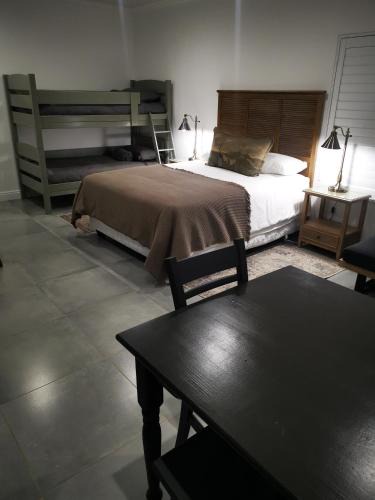 Bloemfontein Apartment | 10 Jock Meiring Guesthouse Unit 3
