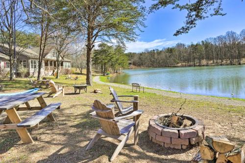 Trenton House | 10 Mi to Drive-In Lakefront Trenton Cabin!