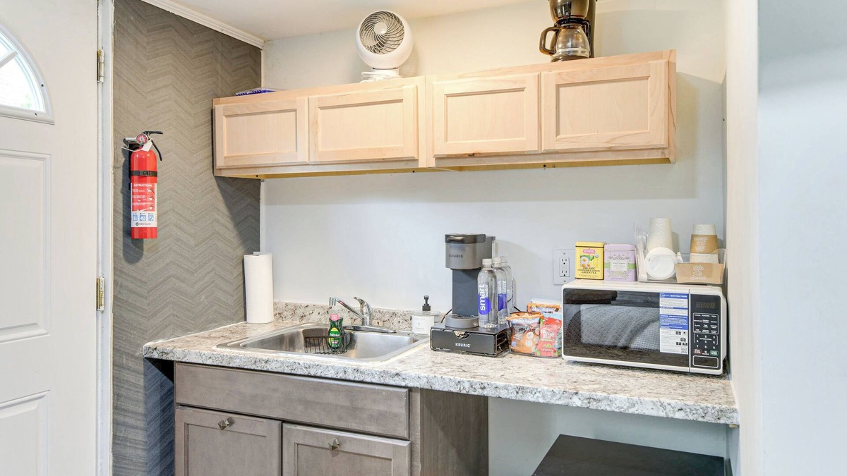 Wheaton-Glenmont Apartment | 10 Mi to Washington: Wheaton Studio Suite