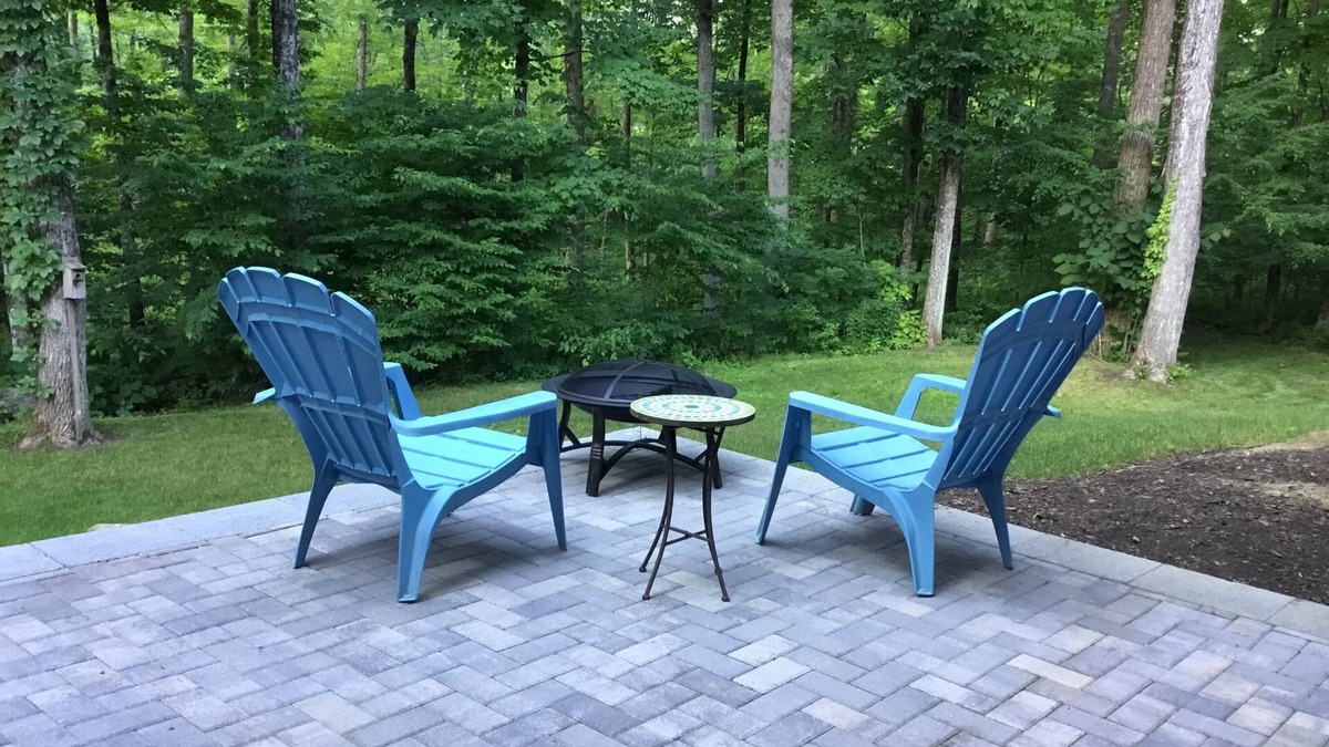 Ballston Spa Apartment | 10 mins. to downtown Saratoga and SPAC. 1,000 sq. ft. Spacious and quiet.