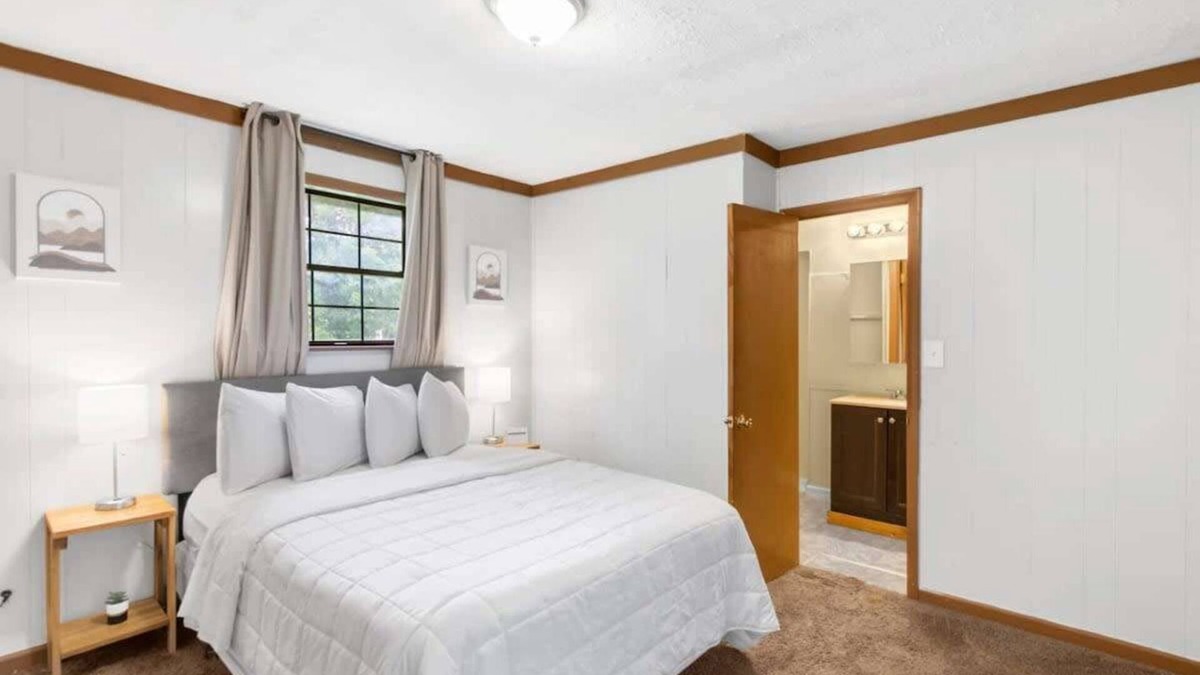 Birmingham House | 10 Mins to Downtown Birmingham- Fresh in Fairfield