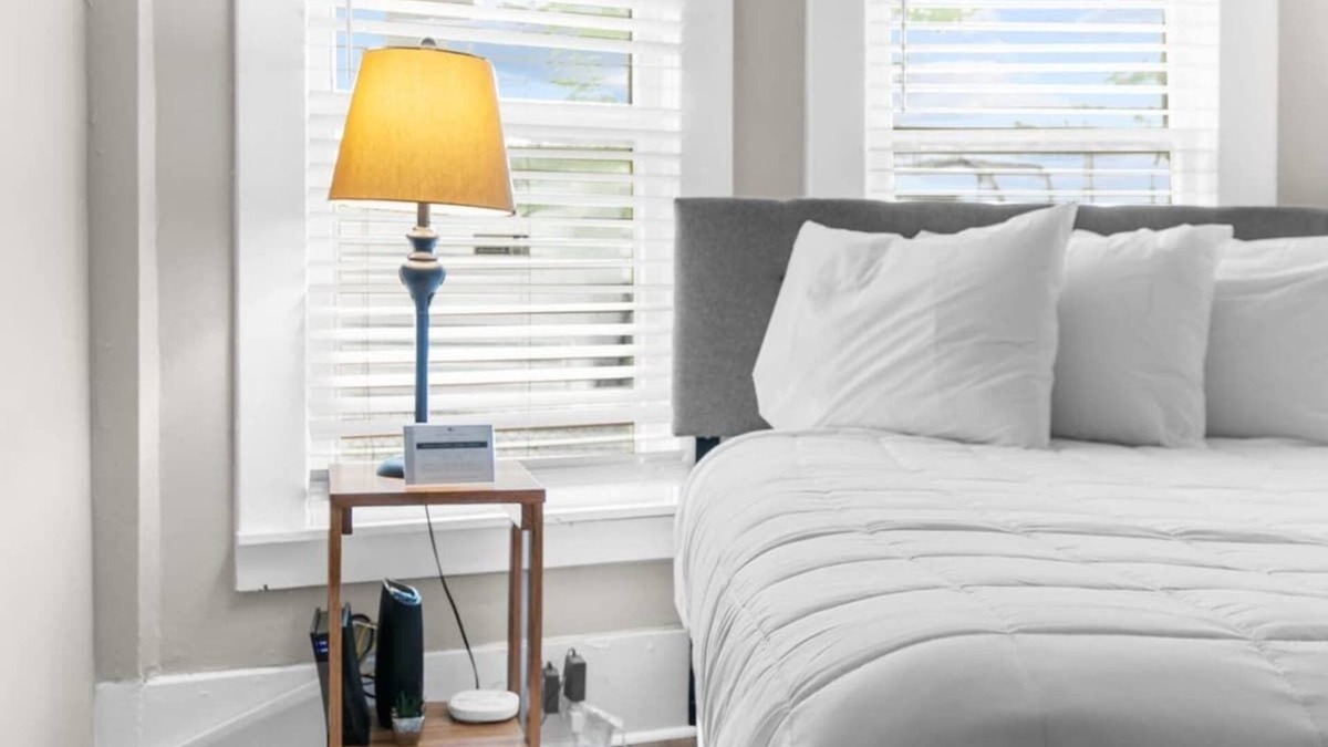 Birmingham House | 10 Mins to Legion Field- Ensley Highlands Hideaway