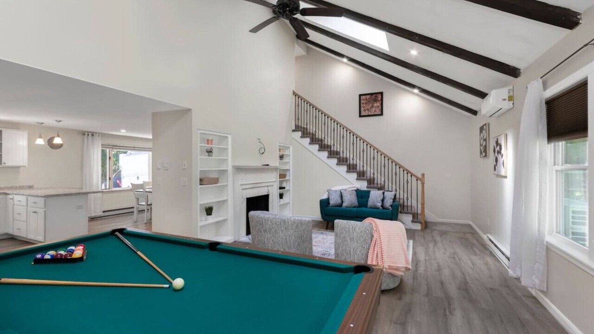 North Hampton Apartment | *10 mins to Portsmouth | Beach | Maine | Hampton *