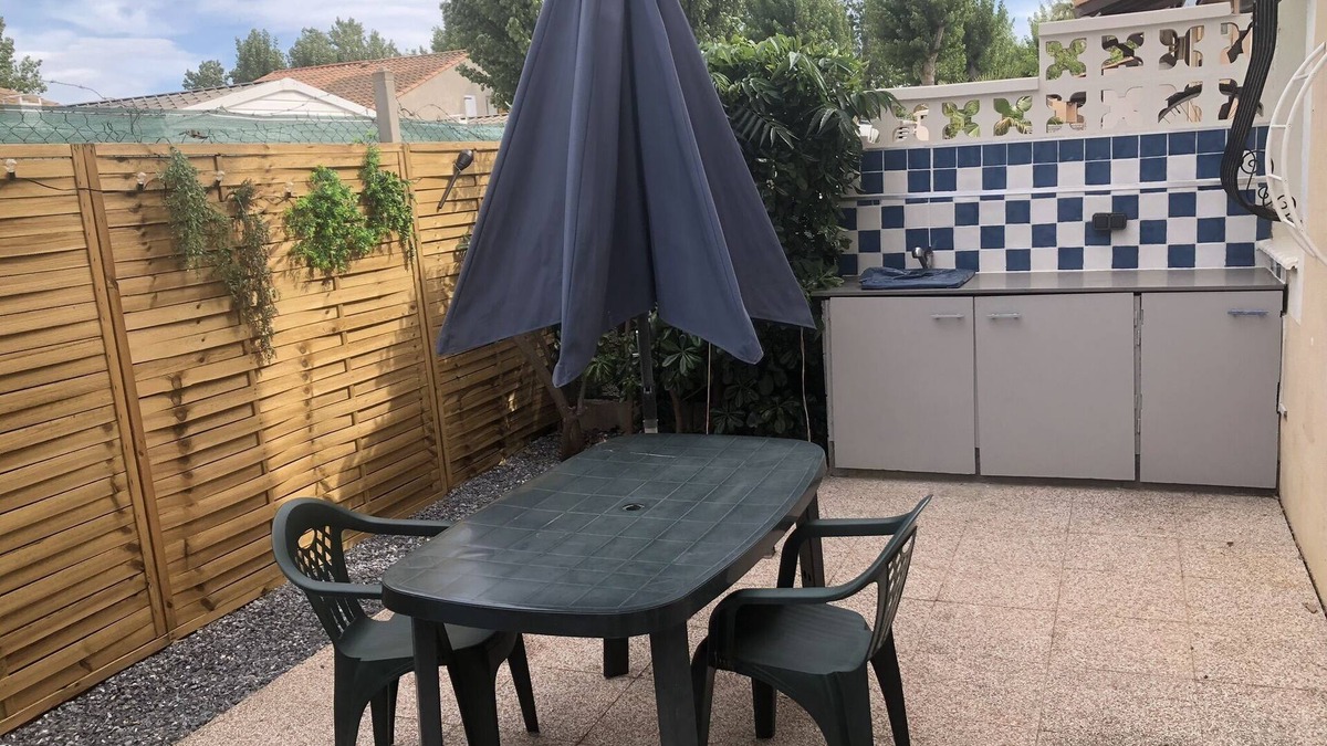 Vias Villa | 10 minutes from Europark and 200 meters from the beach