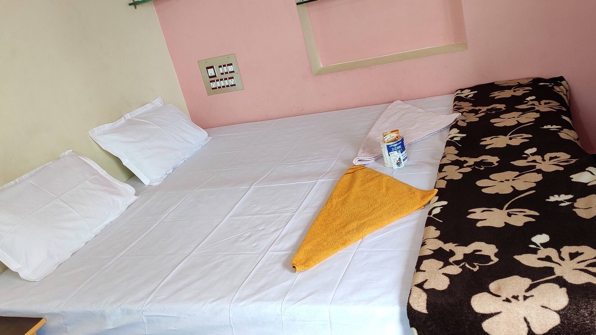 Kamalapur House | 10 Minutes from World Historical Monuments