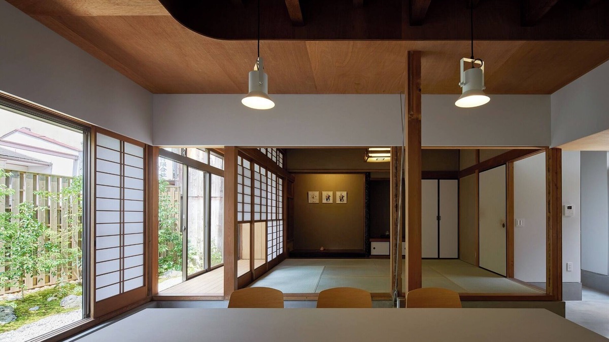 Otsu House | 10 minutes walk from JR Otsu Station A spacious guesthouse where you can wake up to the sweet aroma/Otsu Shiga
